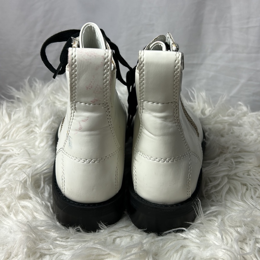 Abound 100% Vegan White Leather Zippered Moto Boots - Picture 4 of 8